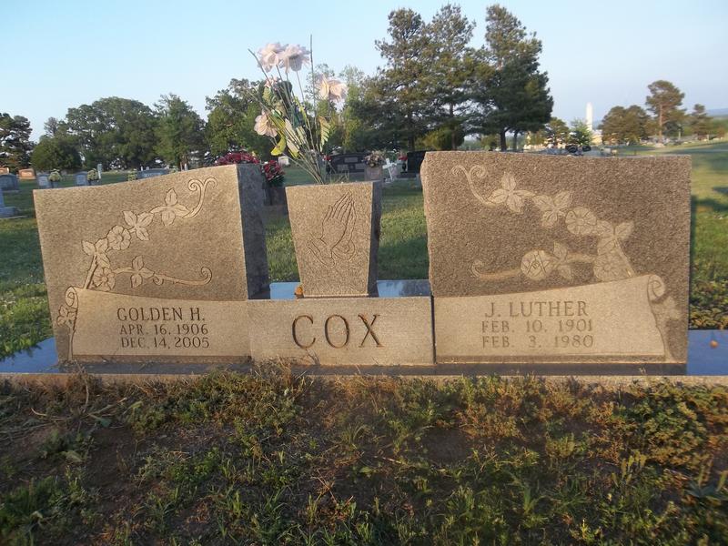 File:Headstone of J Luther and Golden H Cox.jpg