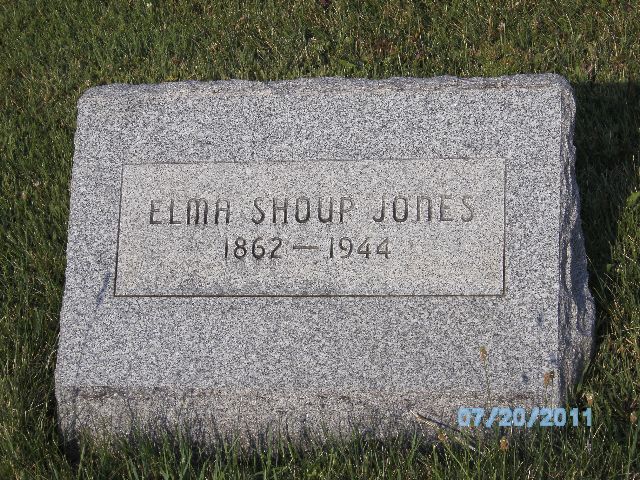 File:Elma Shoup Headstone.jpg
