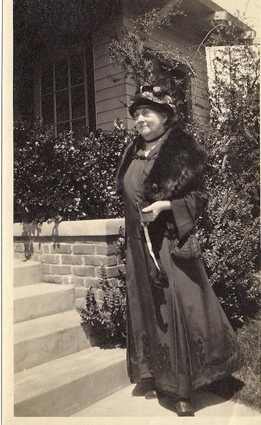 File:Marianne Richardson 1924 Los Angeles.jpg