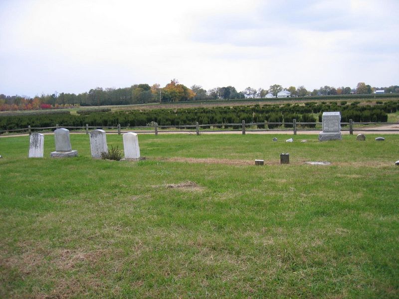 File:Heck-Funderburg Cemetery 4.jpg
